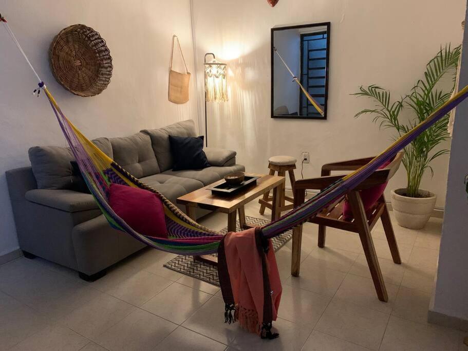 Private Full House With Pool And Cozy Patio Villa วัลลาโดลิด ภายนอก รูปภาพ